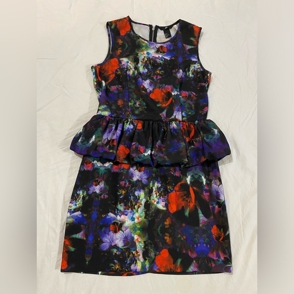 H&M Floral Sleeveless Peplum Dress US 8  Summer Autumn Spring Casual Mini Dress - Picture 1 of 7